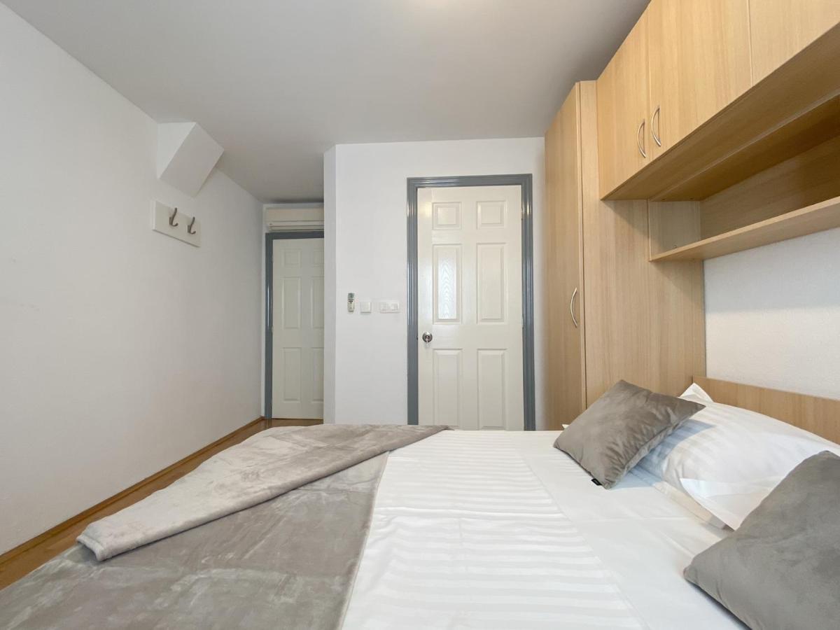 Apartments Paladin Makarska Exterior foto
