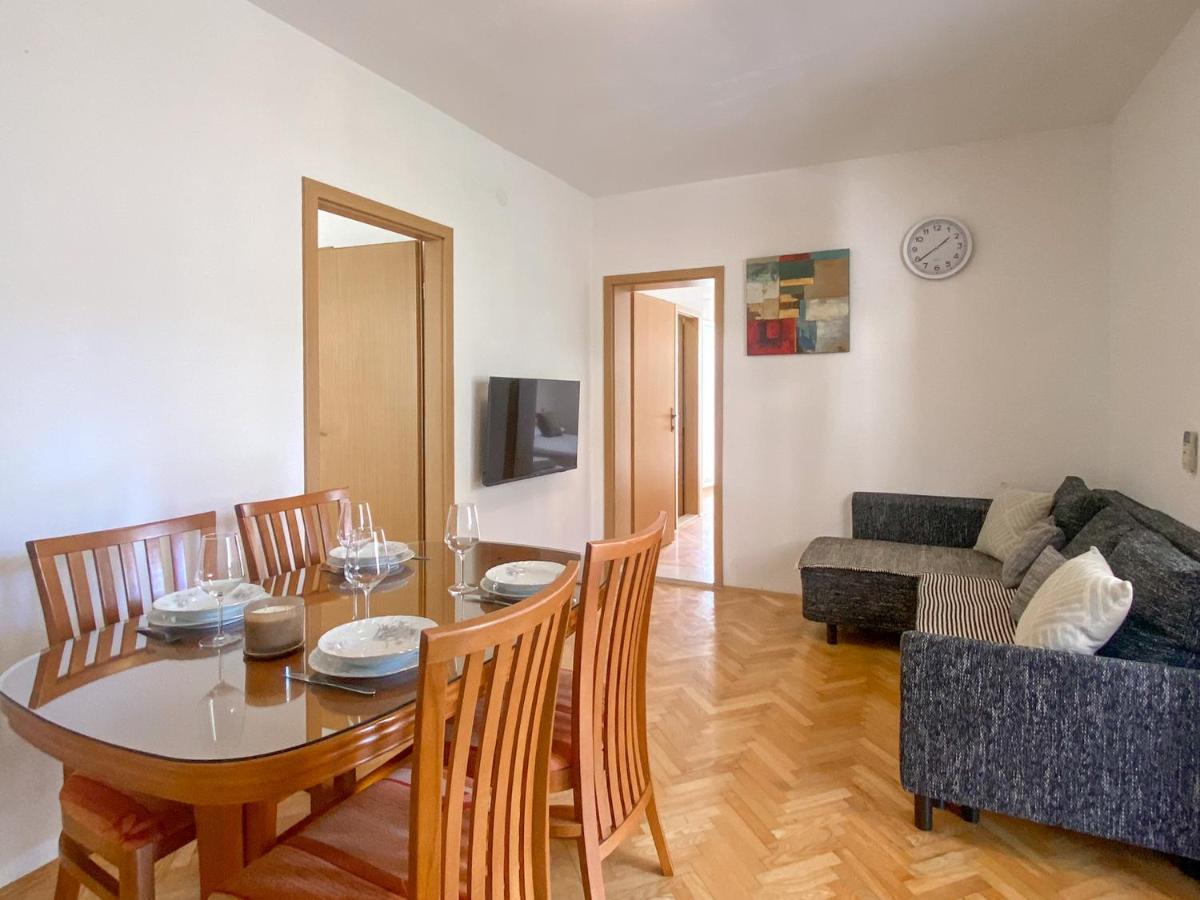 Apartments Paladin Makarska Exterior foto