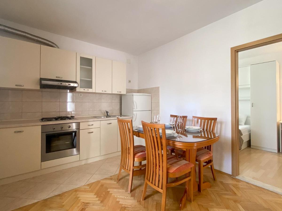 Apartments Paladin Makarska Exterior foto